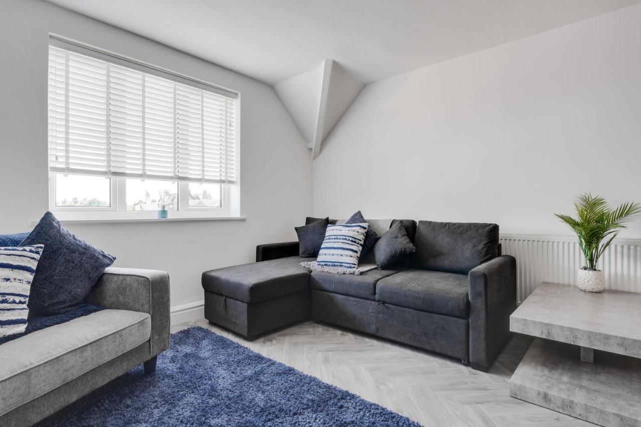 St David'S - Stylish 2 Bed Apartment, Free Parking, Close To Beach Lytham St Annes Extérieur photo